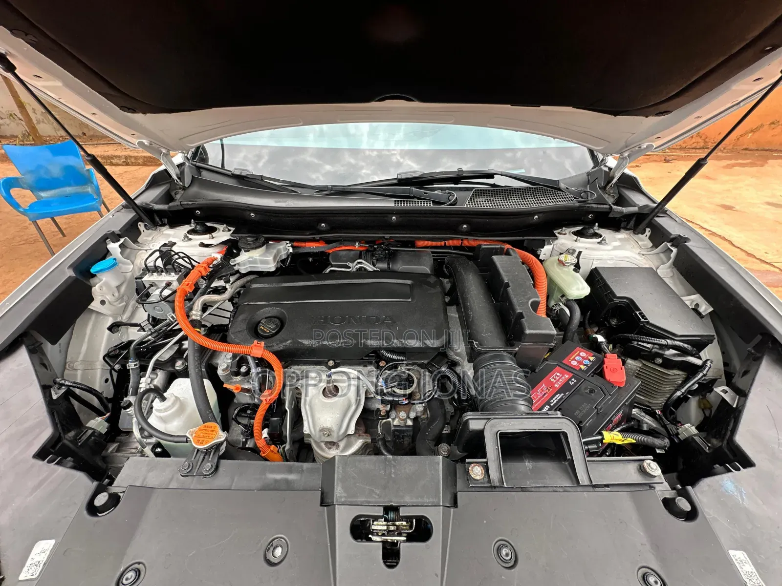 Honda CR-V Hybrid 2024 White