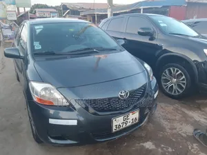 Toyota Yaris 2007 Gray