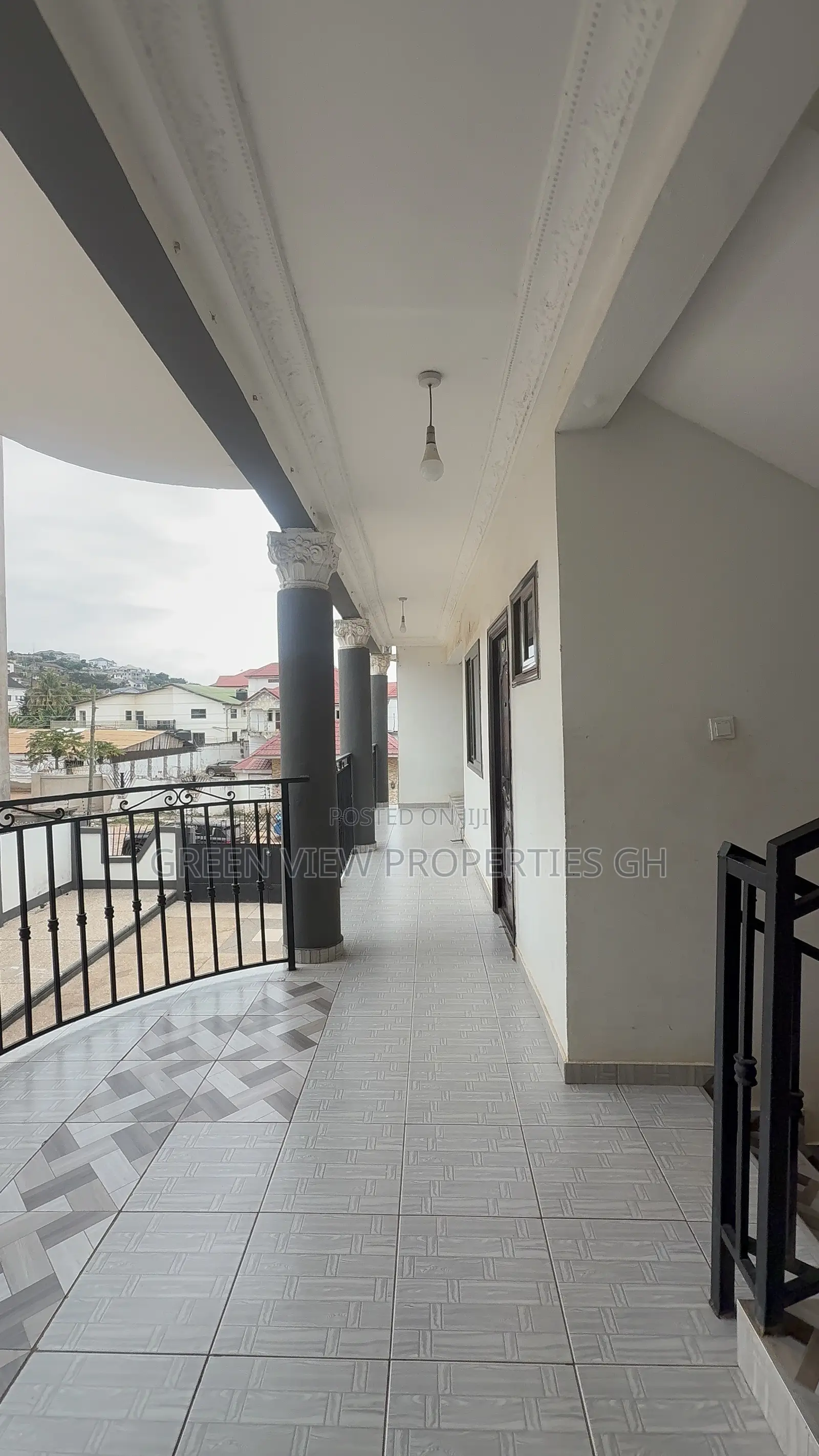 1bdrm Apartment in West Hills Mall Area for rent