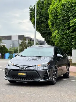 Toyota Corolla SE 4dr Sedan (1.8L 4cyl CVT) 2017 Gray
