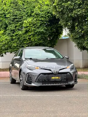 Toyota Corolla SE 4dr Sedan (1.8L 4cyl CVT) 2017 Gray