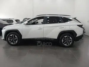 Hyundai Tucson 2024 White