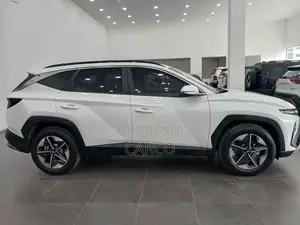 Hyundai Tucson 2024 White
