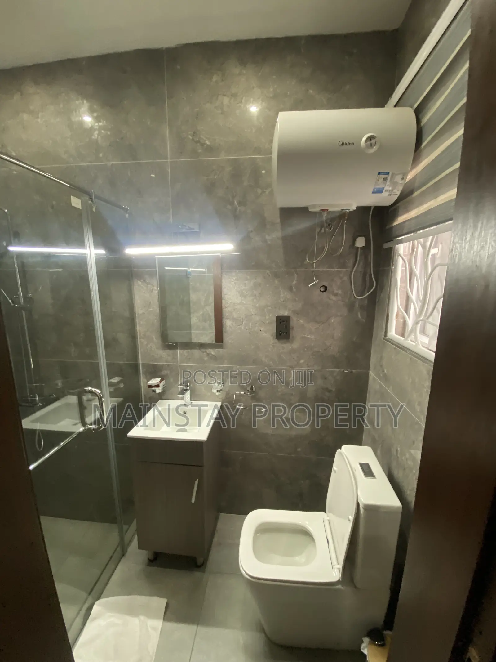 Furnished 5bdrm House in Mainstay Estates, East Legon for rent