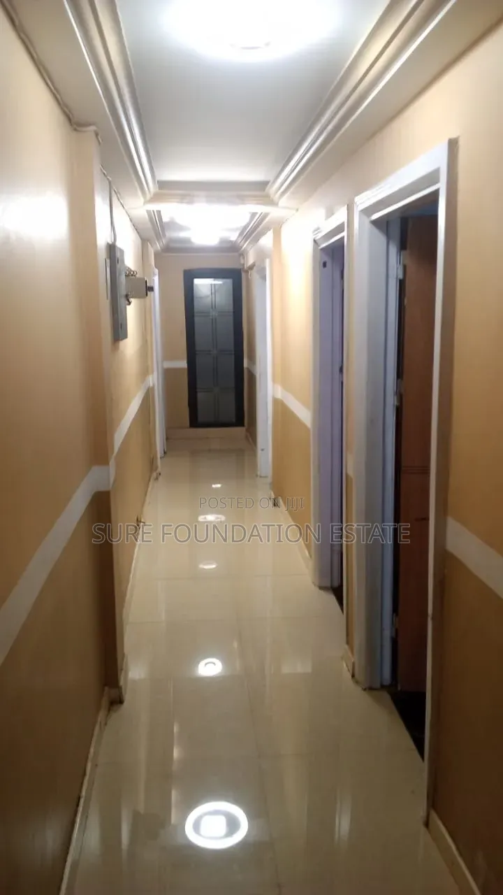 11bdrm House in Dansoman for sale