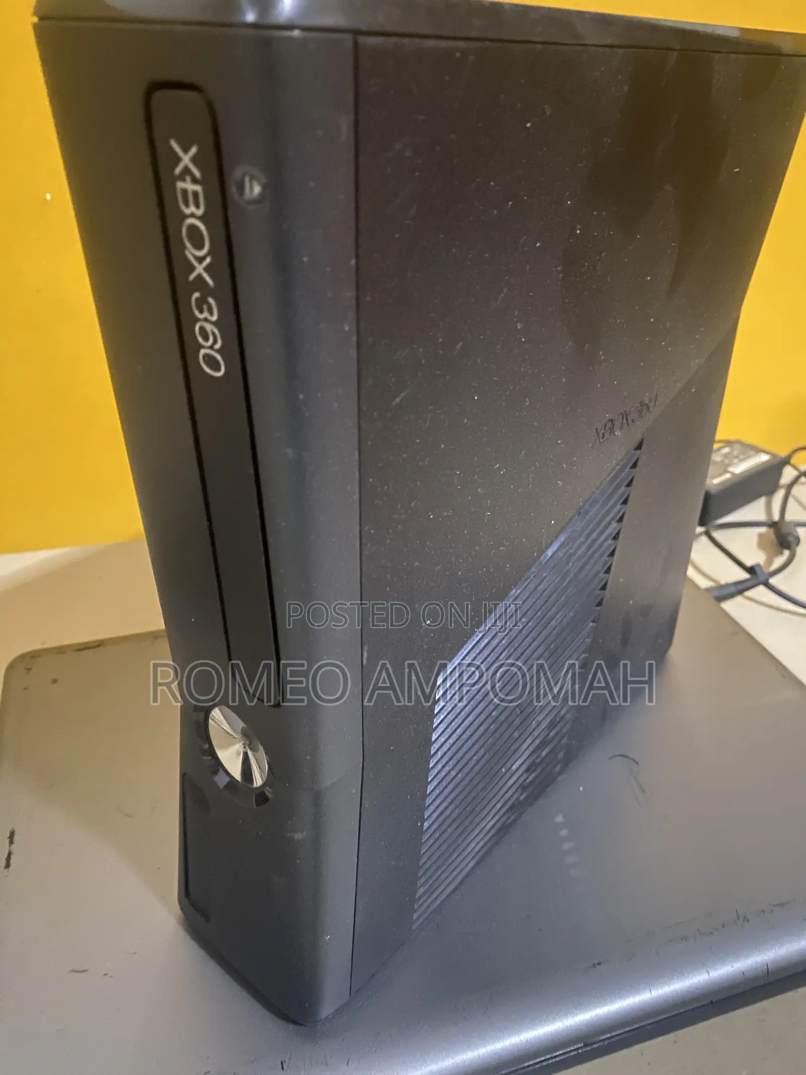 Microsoft Xbox 360 320gb 15 Games Pre Installed