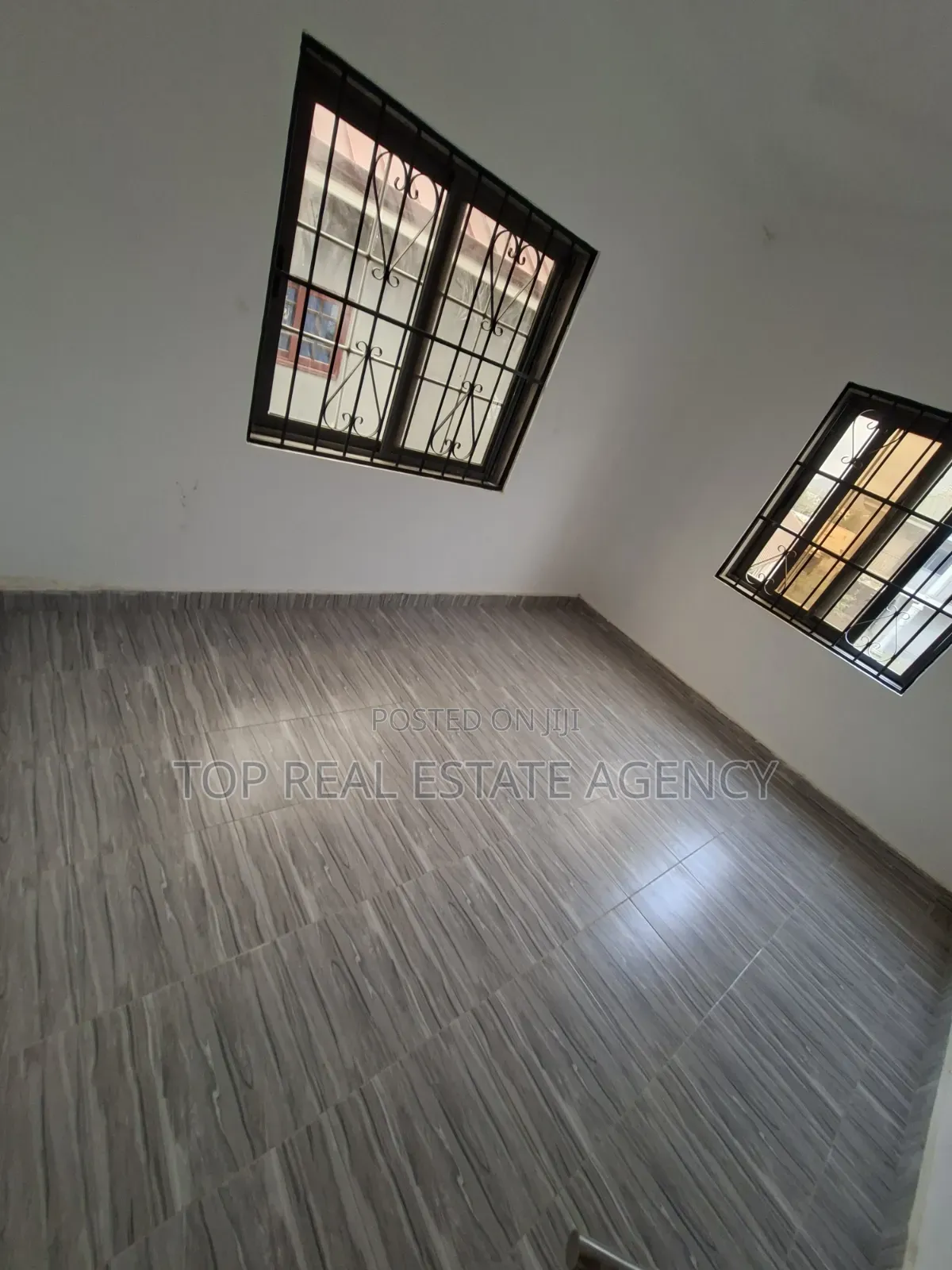 3bdrm Apartment in Sapeiman Macedonia, Amasaman for rent