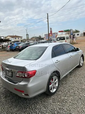 Toyota Corolla 2013 Silver