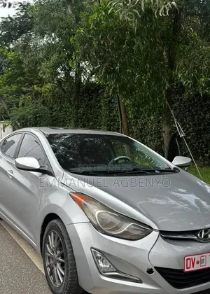 Hyundai Elantra Limited Sedan FWD (1.8L 4cyl 6A) 2013 Silver
