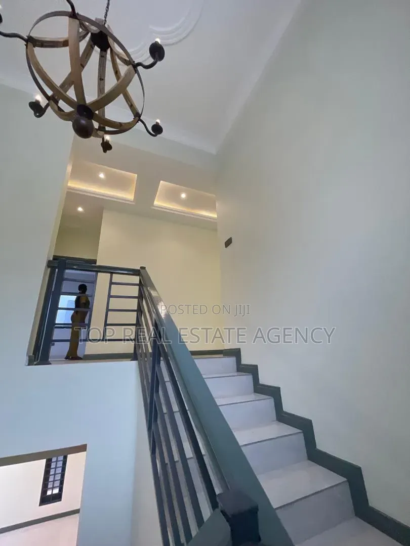 4bdrm Apartment in Agbogba, Ga East Municipal for rent