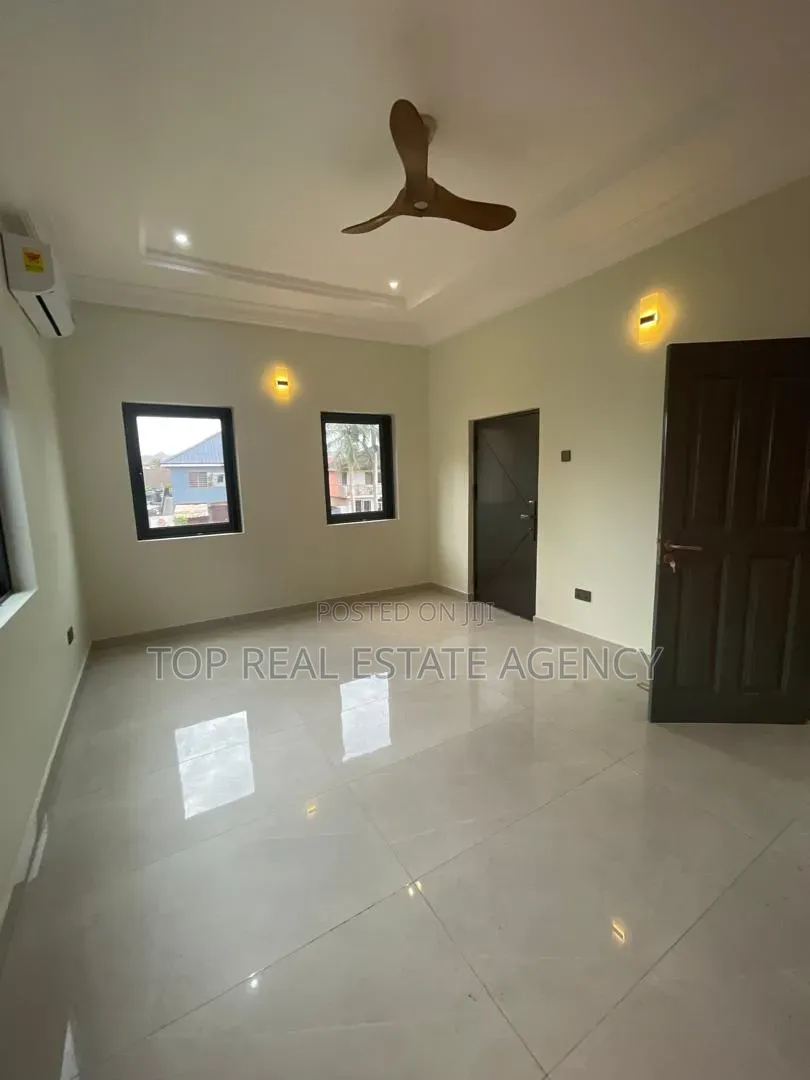 4bdrm Apartment in Agbogba, Ga East Municipal for rent