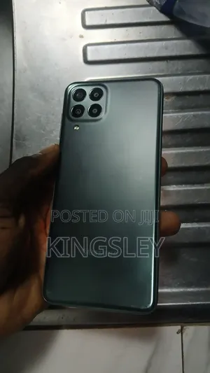 Samsung Galaxy M33 128 GB Green