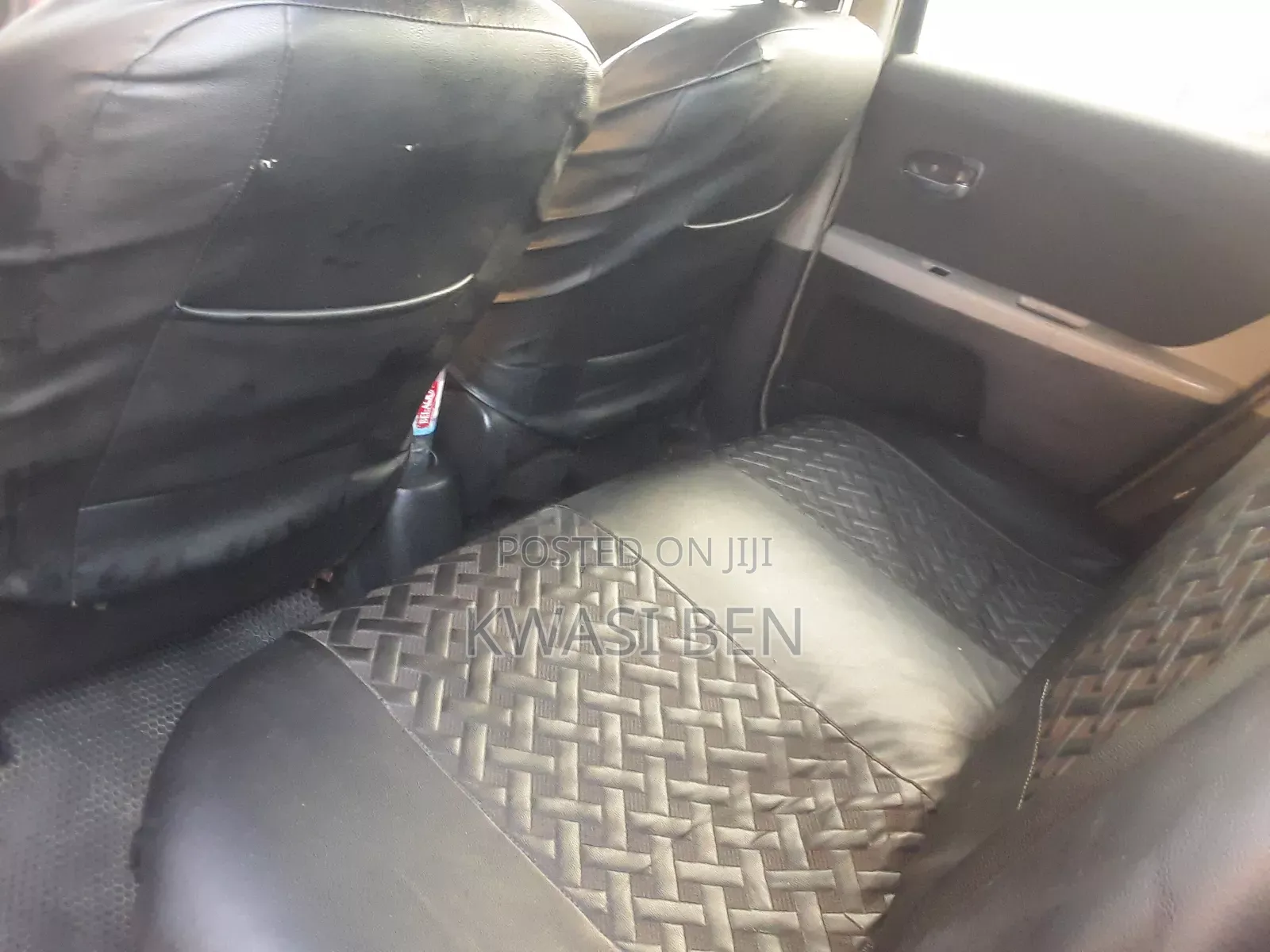 Toyota Vitz 2010 Black