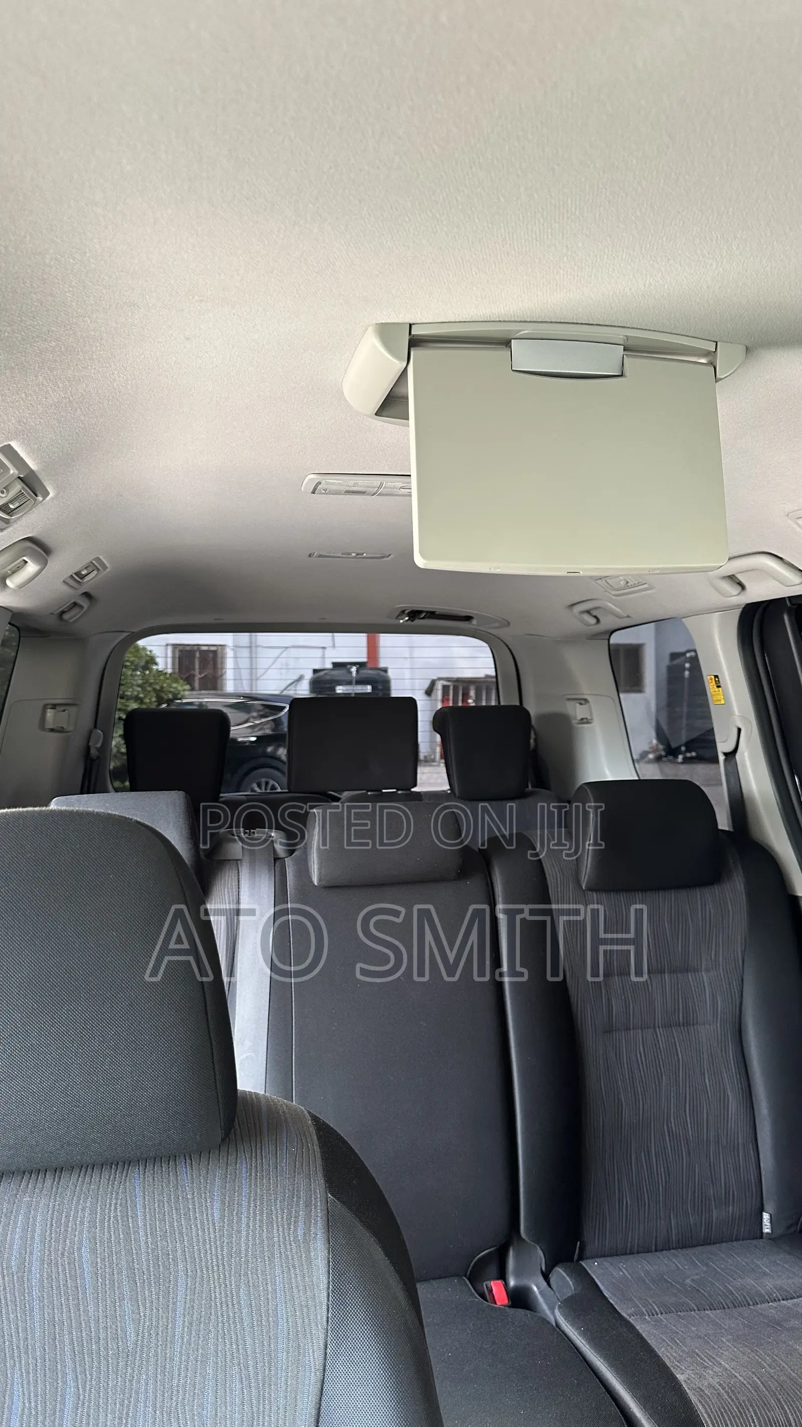 Toyota Voxy 2010 Black