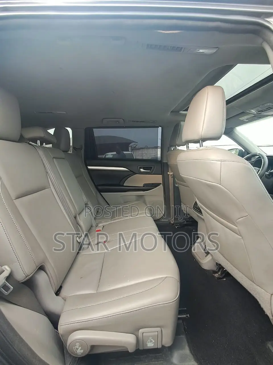 Toyota Highlander XLE 2019 Gray