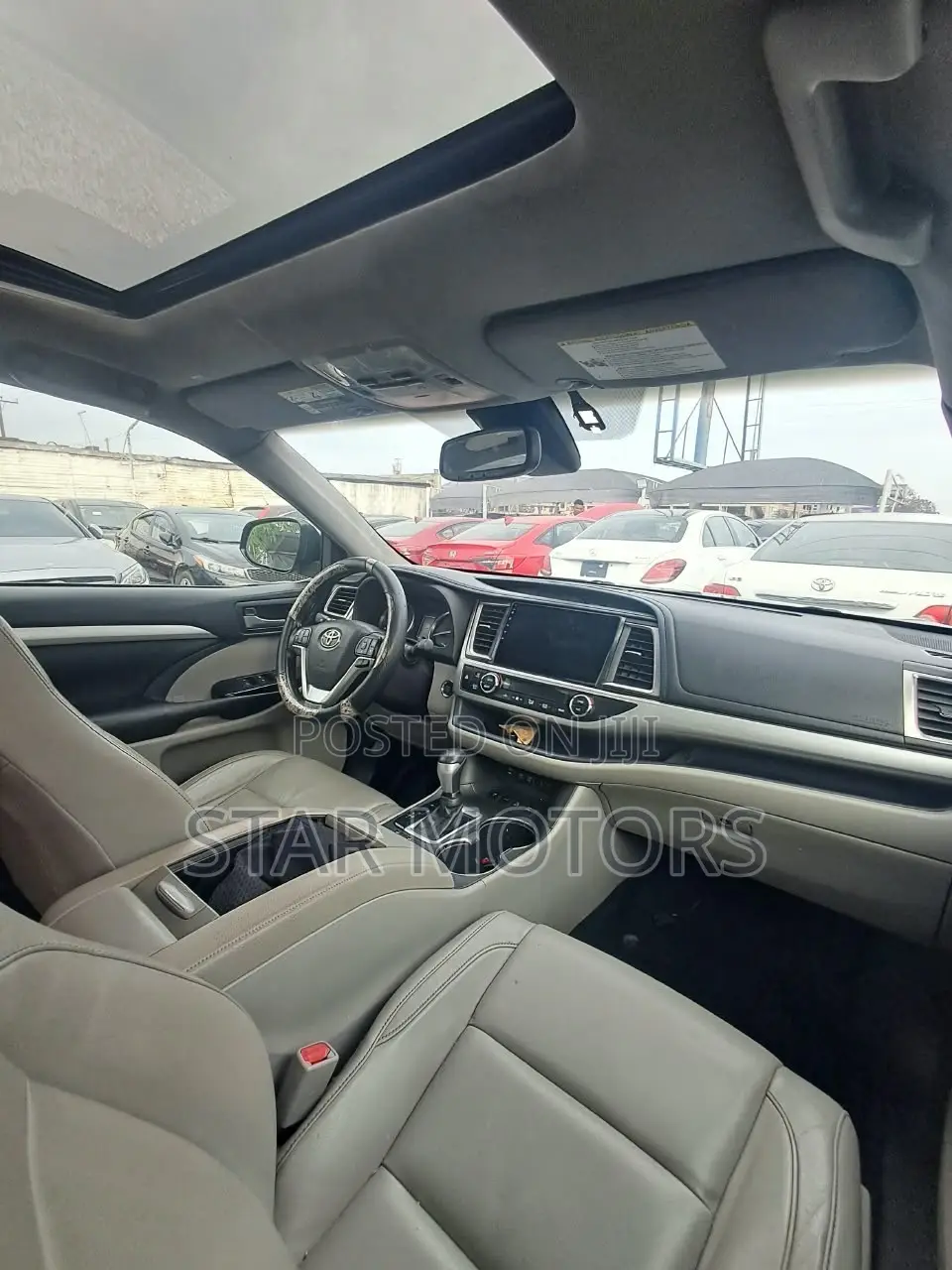 Toyota Highlander XLE 2019 Gray