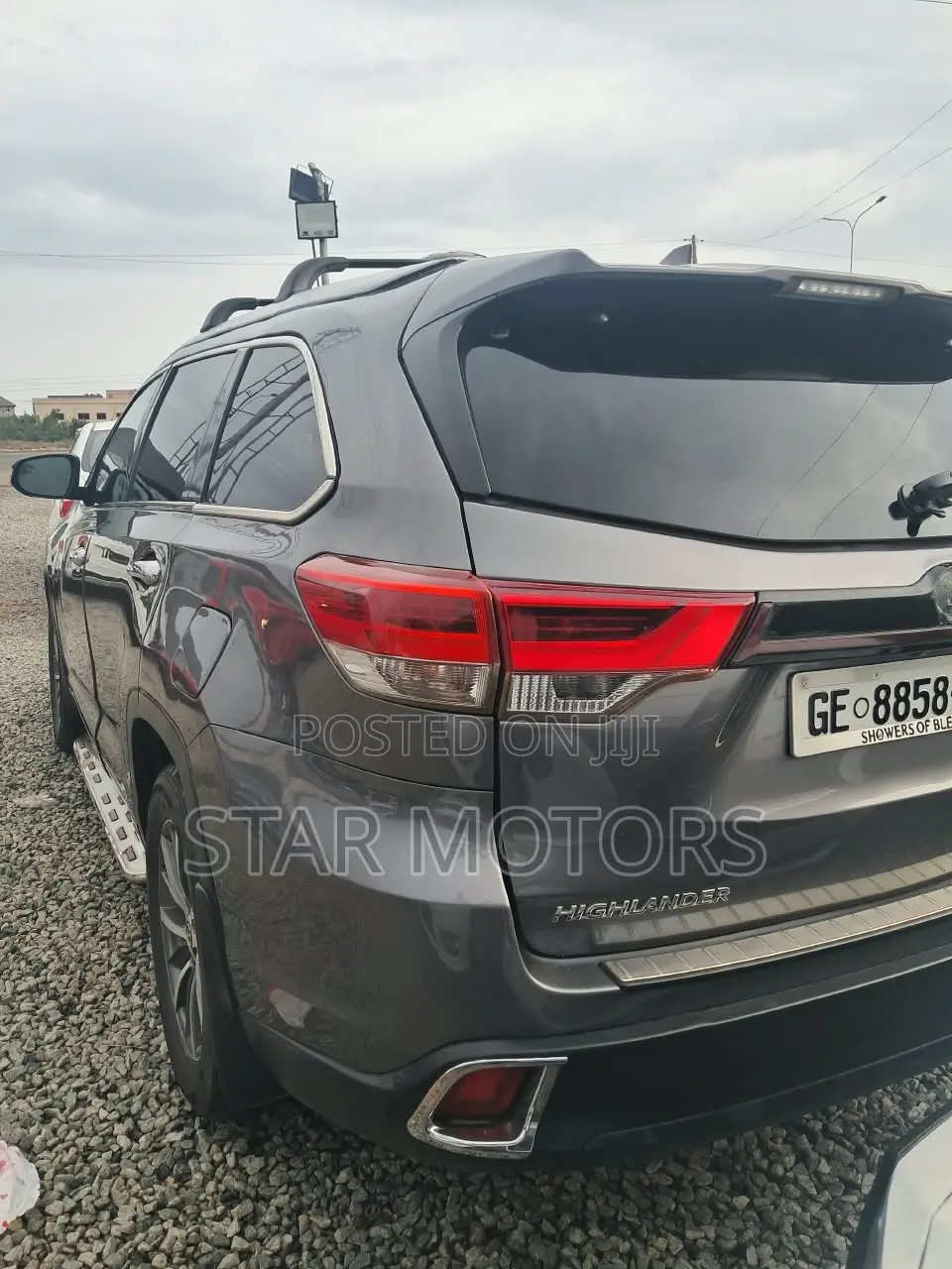 Toyota Highlander XLE 2019 Gray
