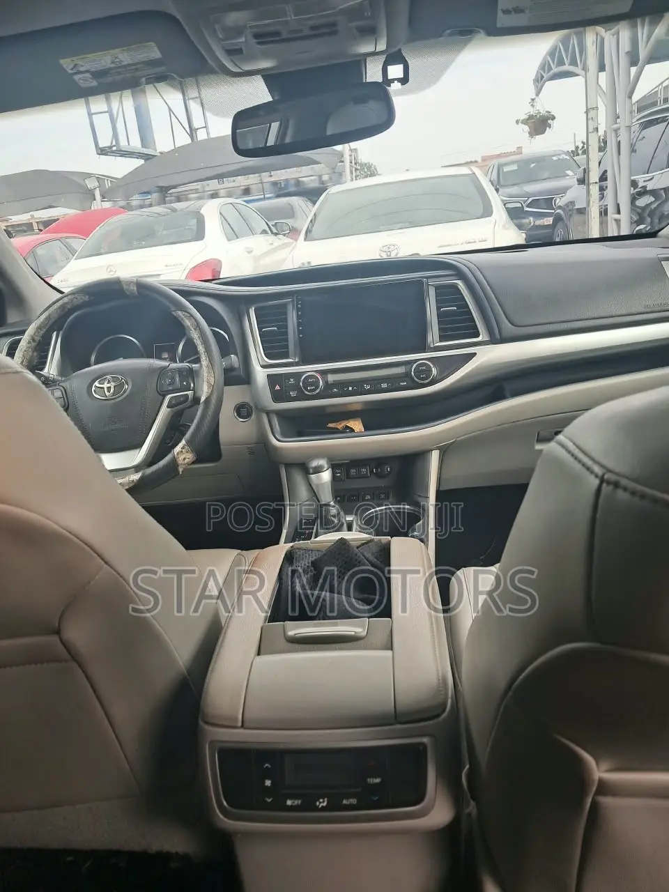 Toyota Highlander XLE 2019 Gray