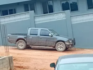 Isuzu KB 1999 Gray