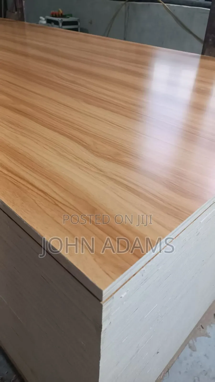 Semi-Gloss Laminated Plywood 18mm Mahogany 1220x2440