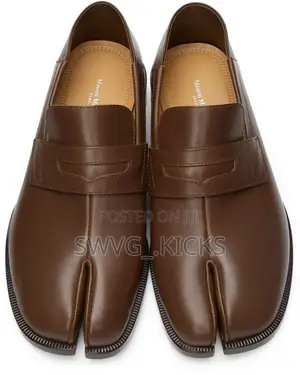 Maison Margiela Tami Leather Loafers in Brown