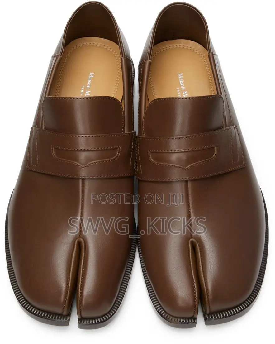 Maison Margiela Tami Leather Loafers in Brown