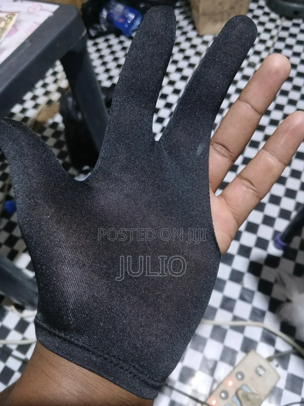 Snooker Gloves