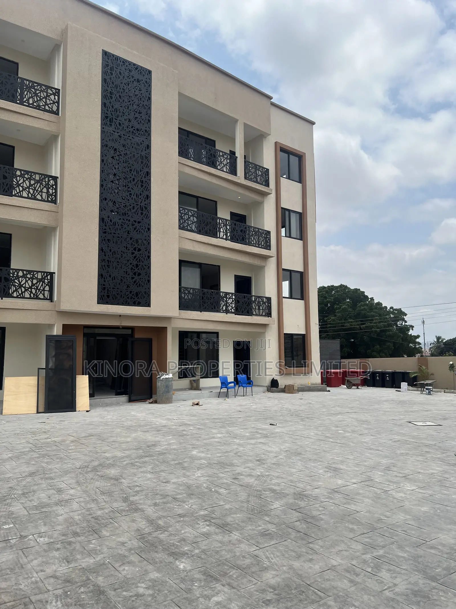 1bdrm Apartment in Winsconsin, North Legon for rent