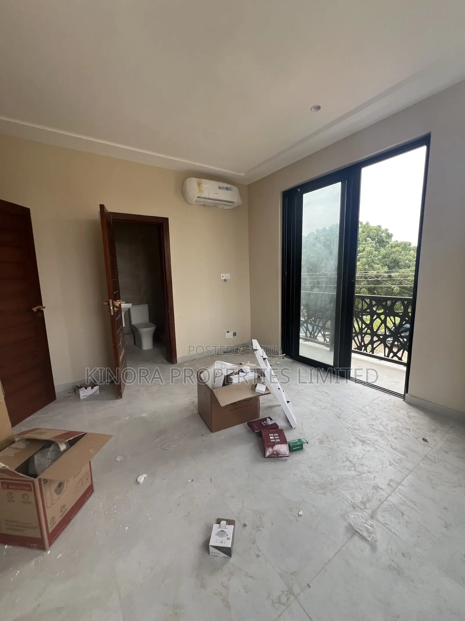 1bdrm Apartment in Winsconsin, North Legon for rent