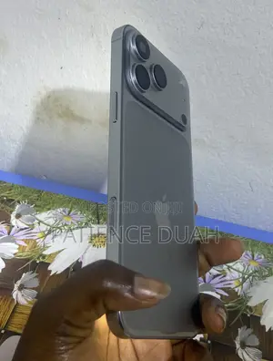 New Apple iPhone 17 Pro Max 1 TB Silver