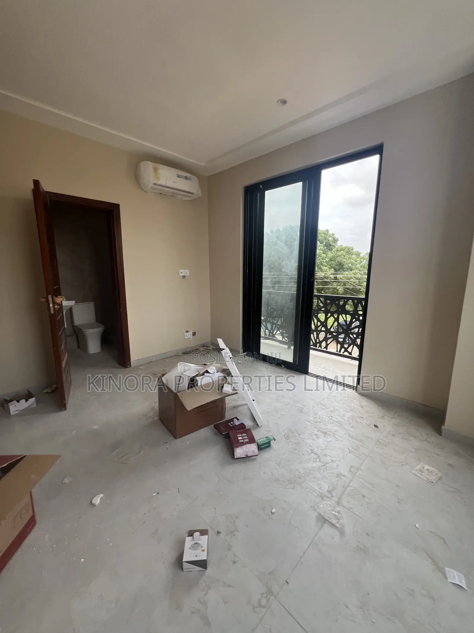 1bdrm Apartment in Winsconsin, North Legon for rent
