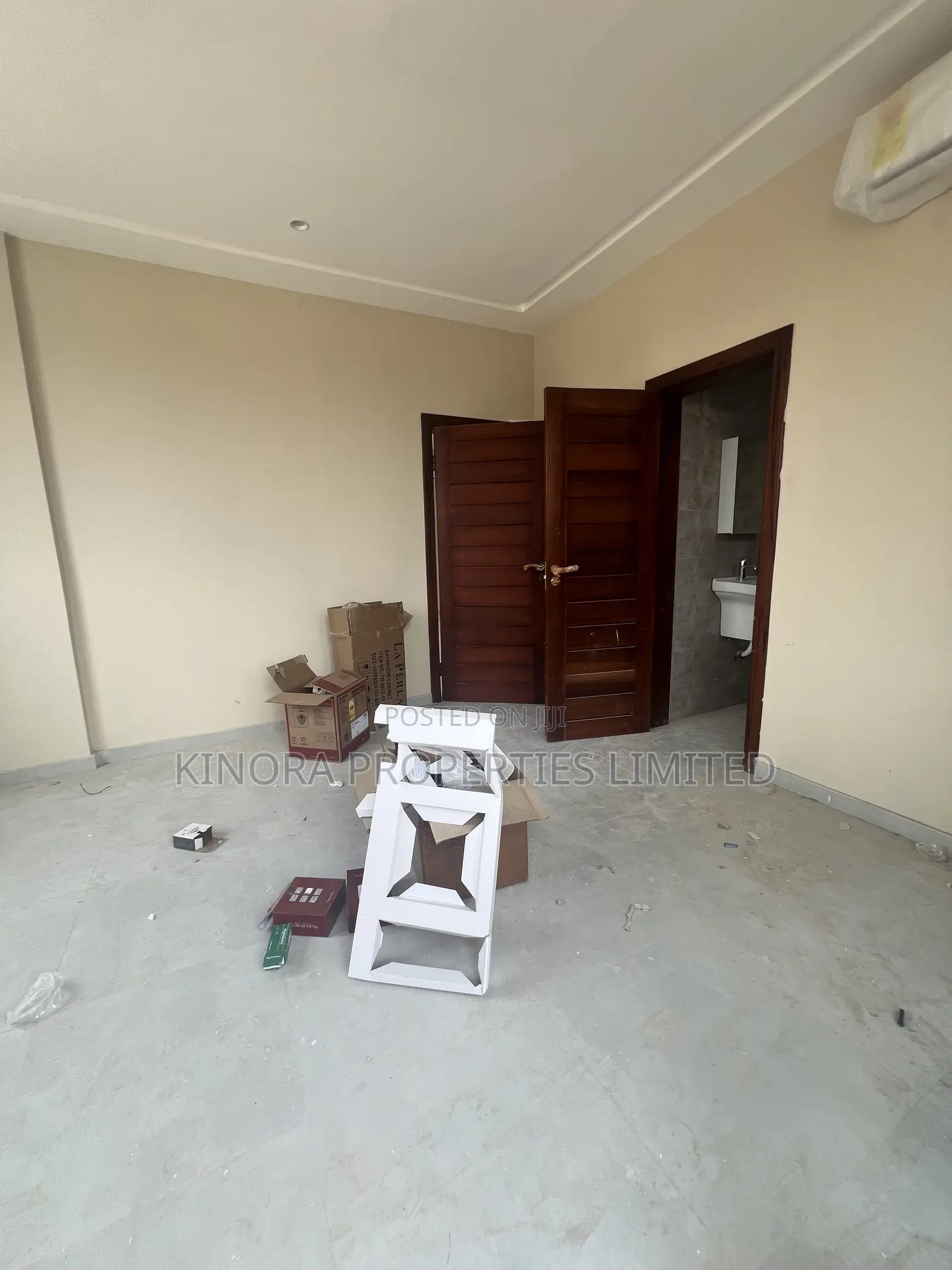 1bdrm Apartment in Winsconsin, North Legon for rent