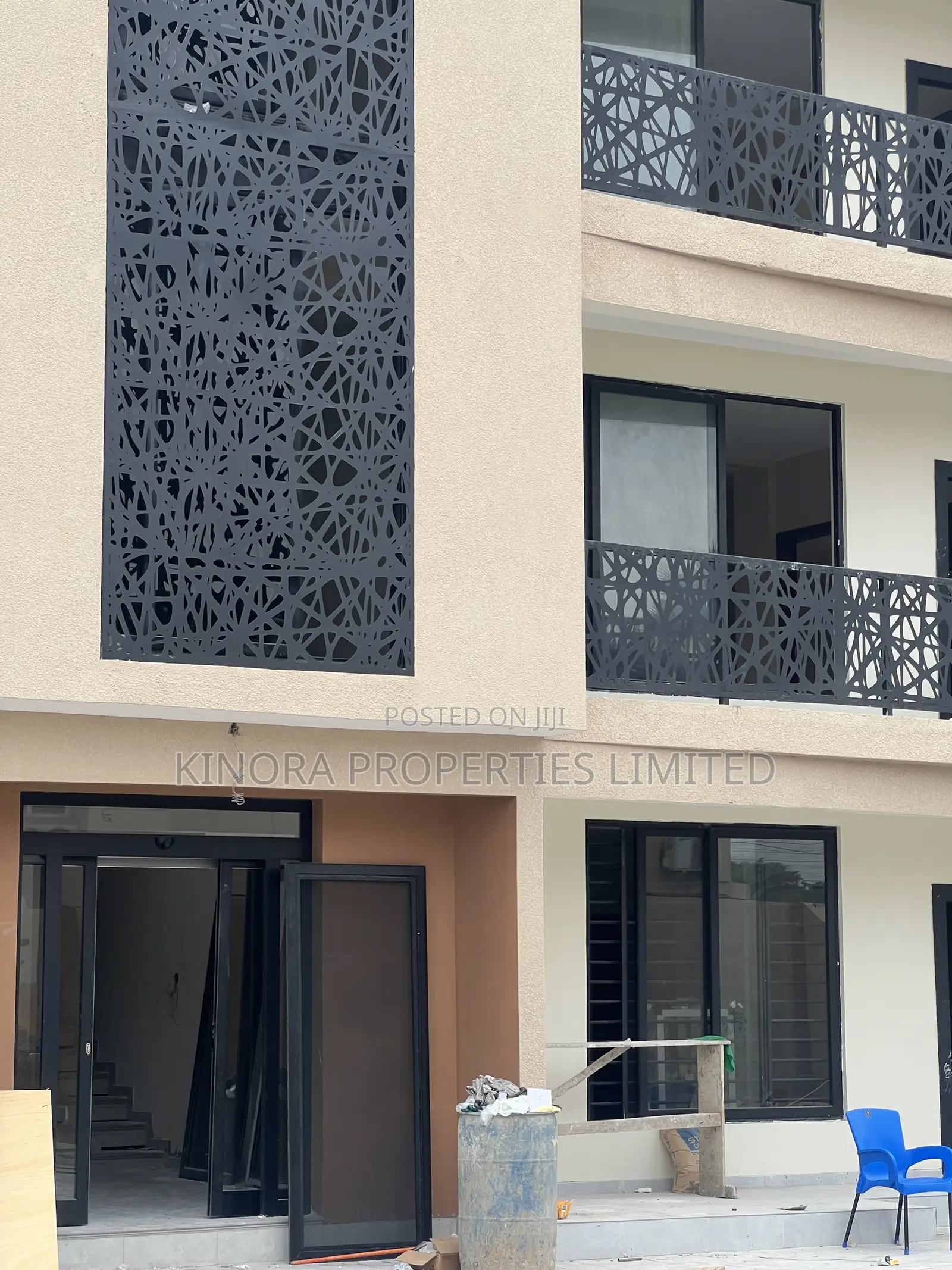 1bdrm Apartment in Winsconsin, North Legon for rent