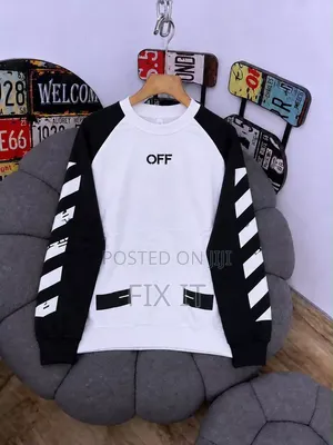 Sweatshirt