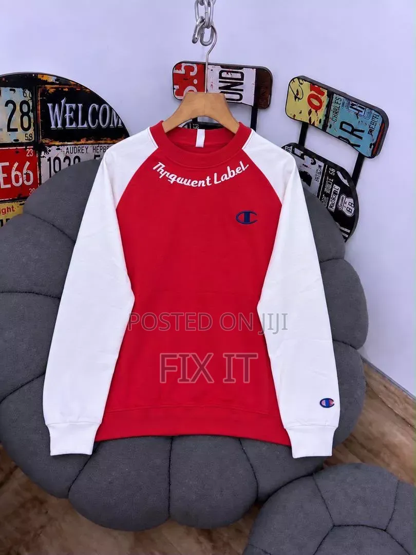 Sweatshirt