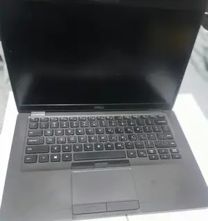 Laptop Dell Latitude 5400 16GB Intel Core i7 SSD 256GB