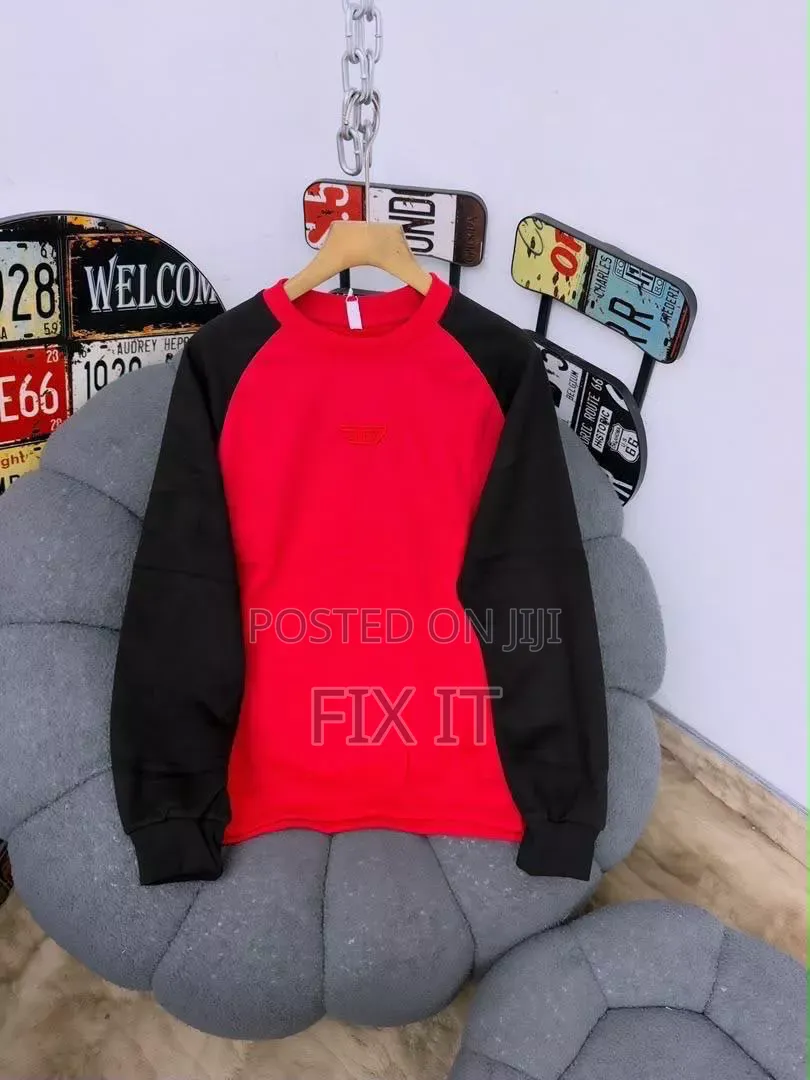 Sweatshirt