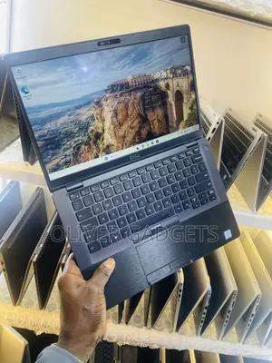 Laptop Dell Latitude 5400 8GB Intel Core i5 SSD 256GB