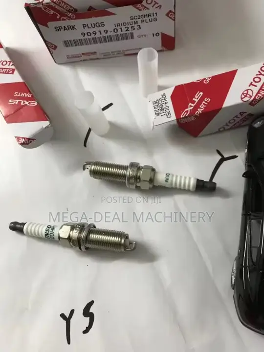 Toyota Corolla / Yaris / Hybrid Plugs (⁠90919-01253⁠ / SC20HR11)