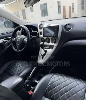 Toyota Matrix 2010 Silver