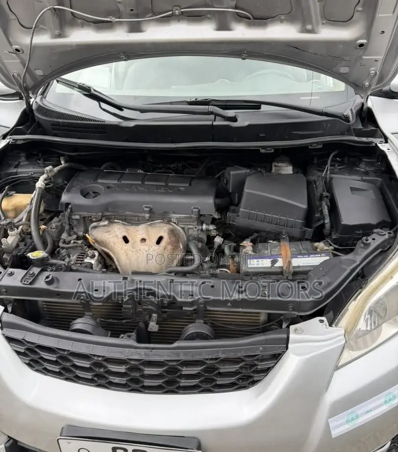 Toyota Matrix 2010 Silver