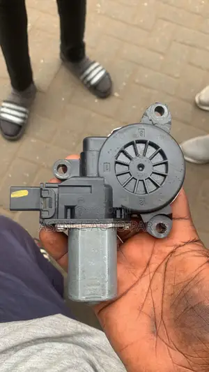 Toyota IA Door Regulator Motor