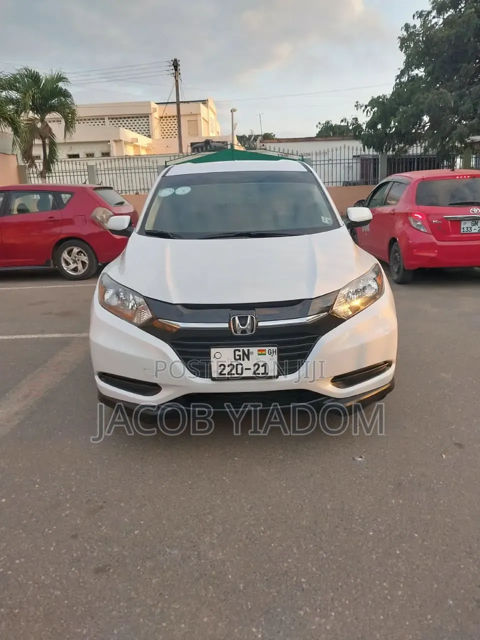 Honda HR-V 4dr SUV (1.5L 4cyl CVT) 2016 White
