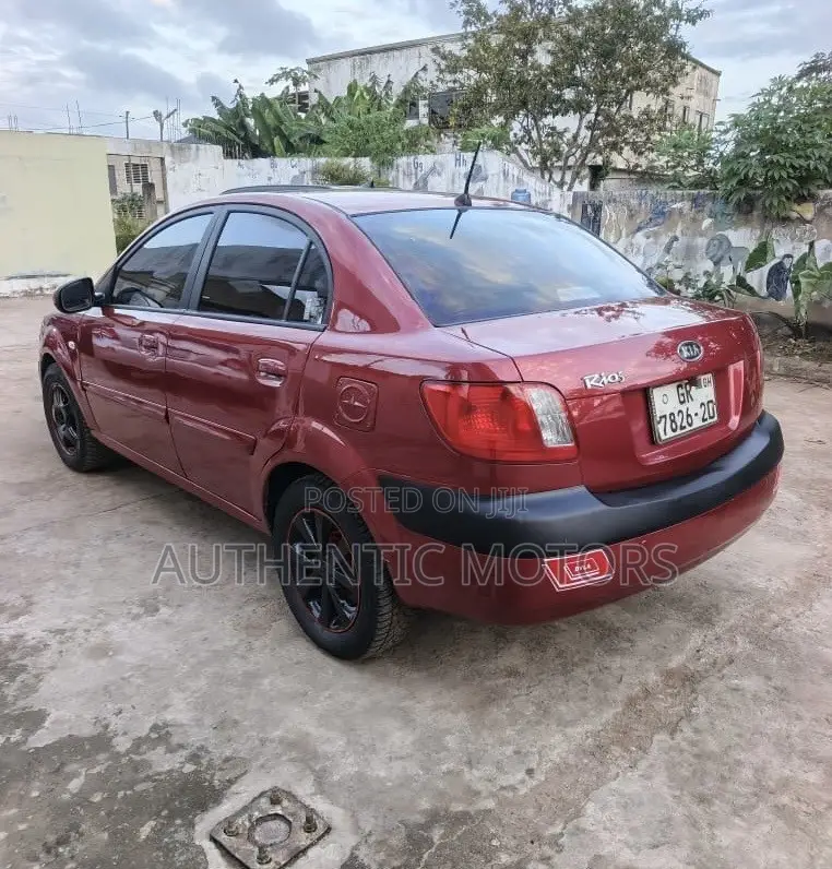 Kia Rio 2010 Red