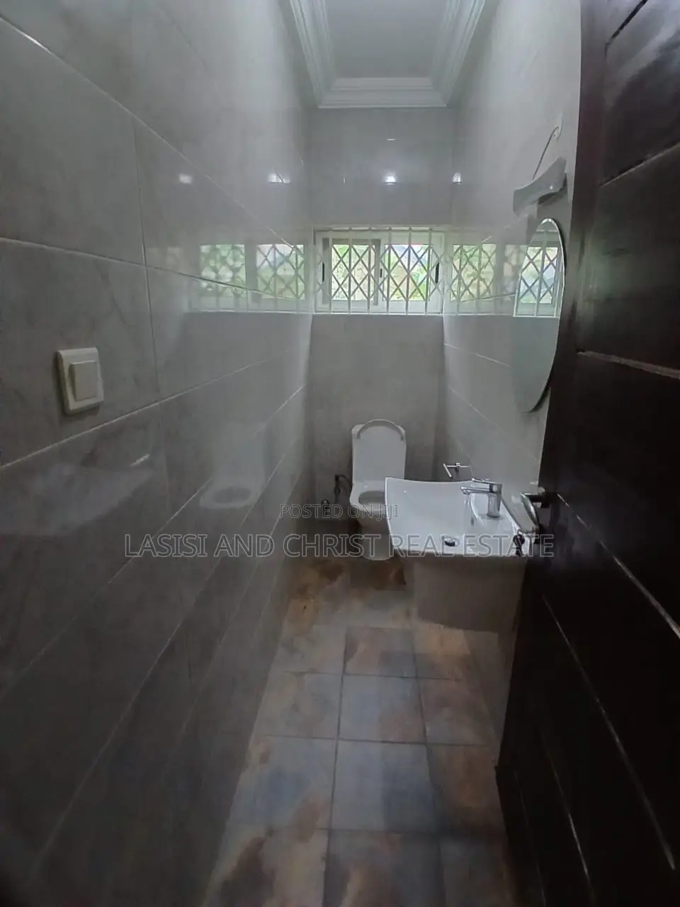 4bdrm House in Lasisi And Christ, Amasaman for rent