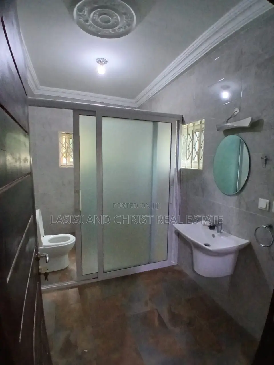 4bdrm House in Lasisi And Christ, Amasaman for rent