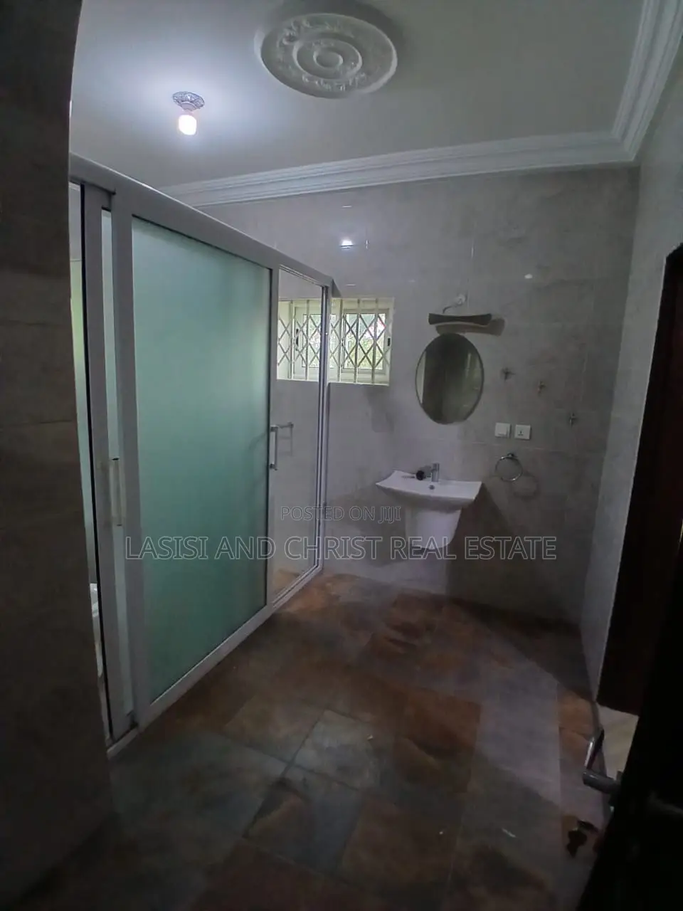4bdrm House in Lasisi And Christ, Amasaman for rent