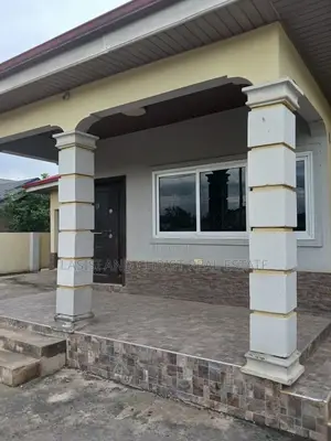 4bdrm House in Lasisi And Christ, Amasaman for rent