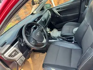 Toyota Corolla 2016 Red