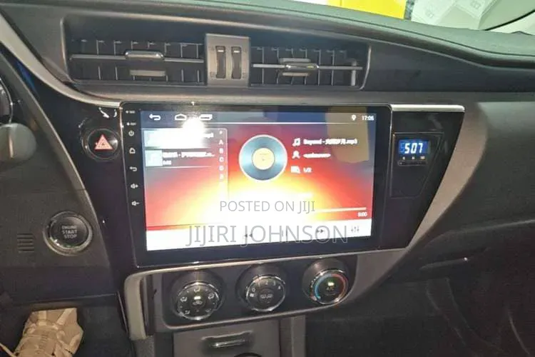 Toyota Corolla 2018 White